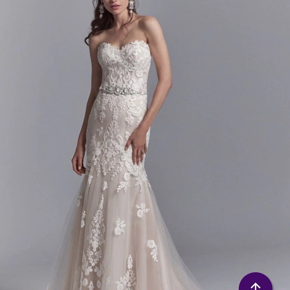 NWT wedding dress. Never used. Maggie Sottero - Picture 3 of 9